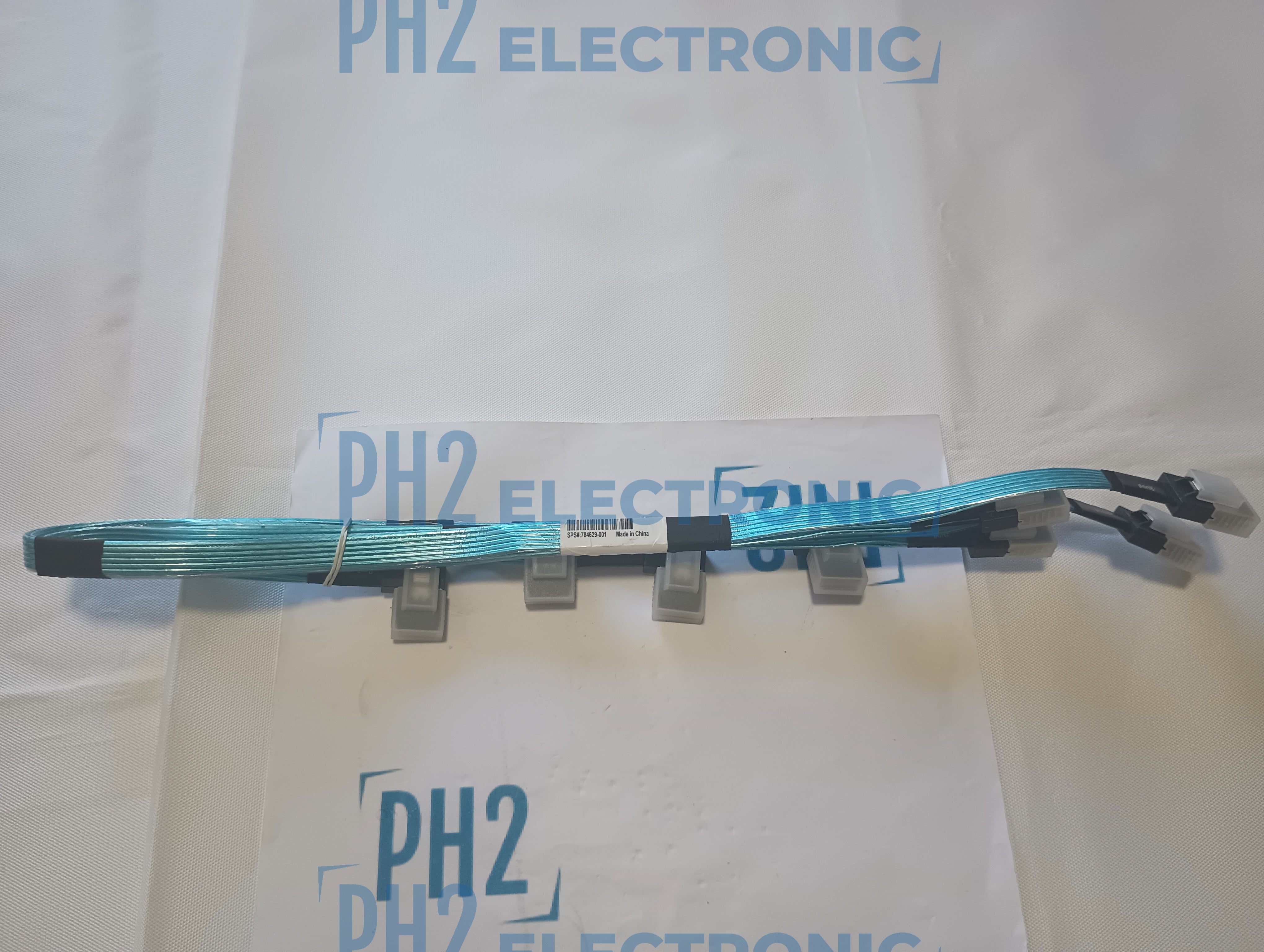 HPE 781579-001 784629-001 ProLiant DL380 Gen9 Mini-SAS Cable-Includes four mini-SAS cables