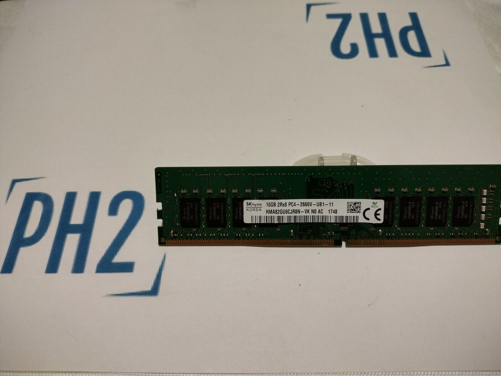 SK HYNIX HMA82GU6CJR8N-VK 16GB DDR4 2666MHz Desktop RAM 2RX8 PC4-2666V-UB1-11