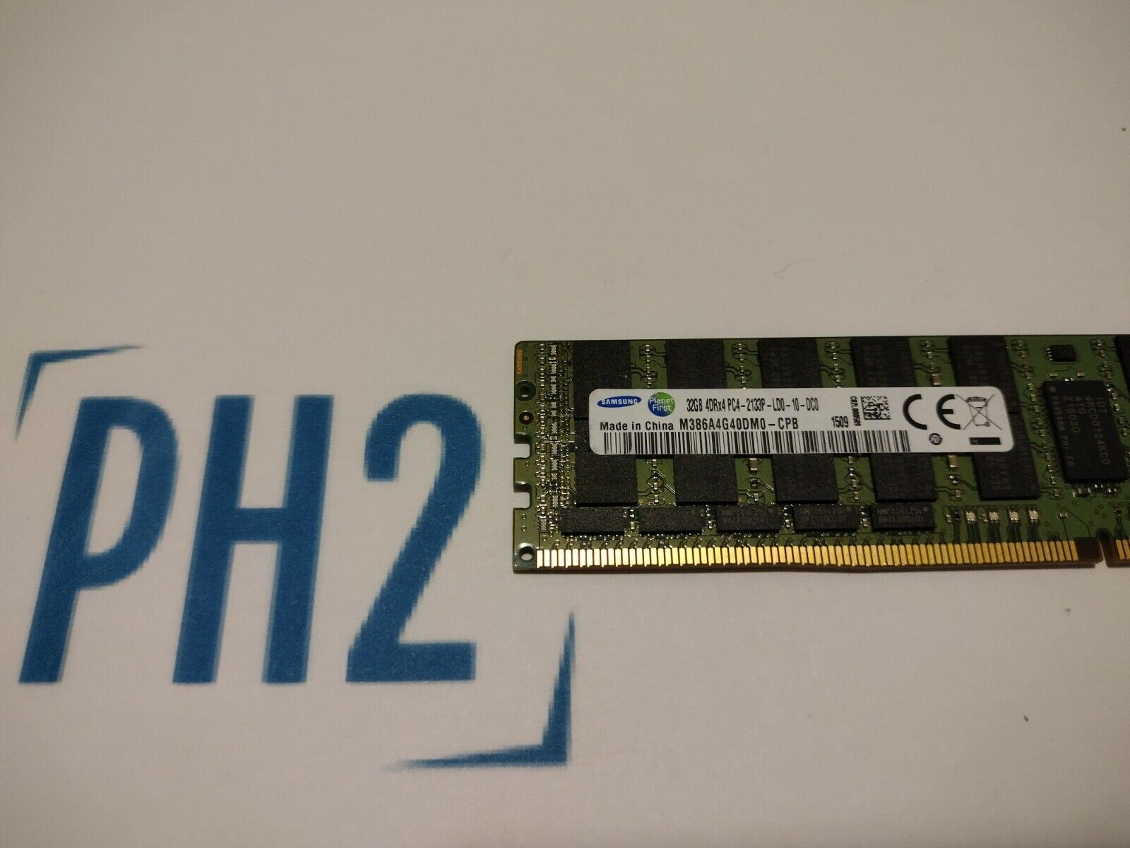 SAMSUNG M386A4G40DM0-CPB 32GB 4DRX4 PC4-2133P-LD0 PC4-17000 Server Memory