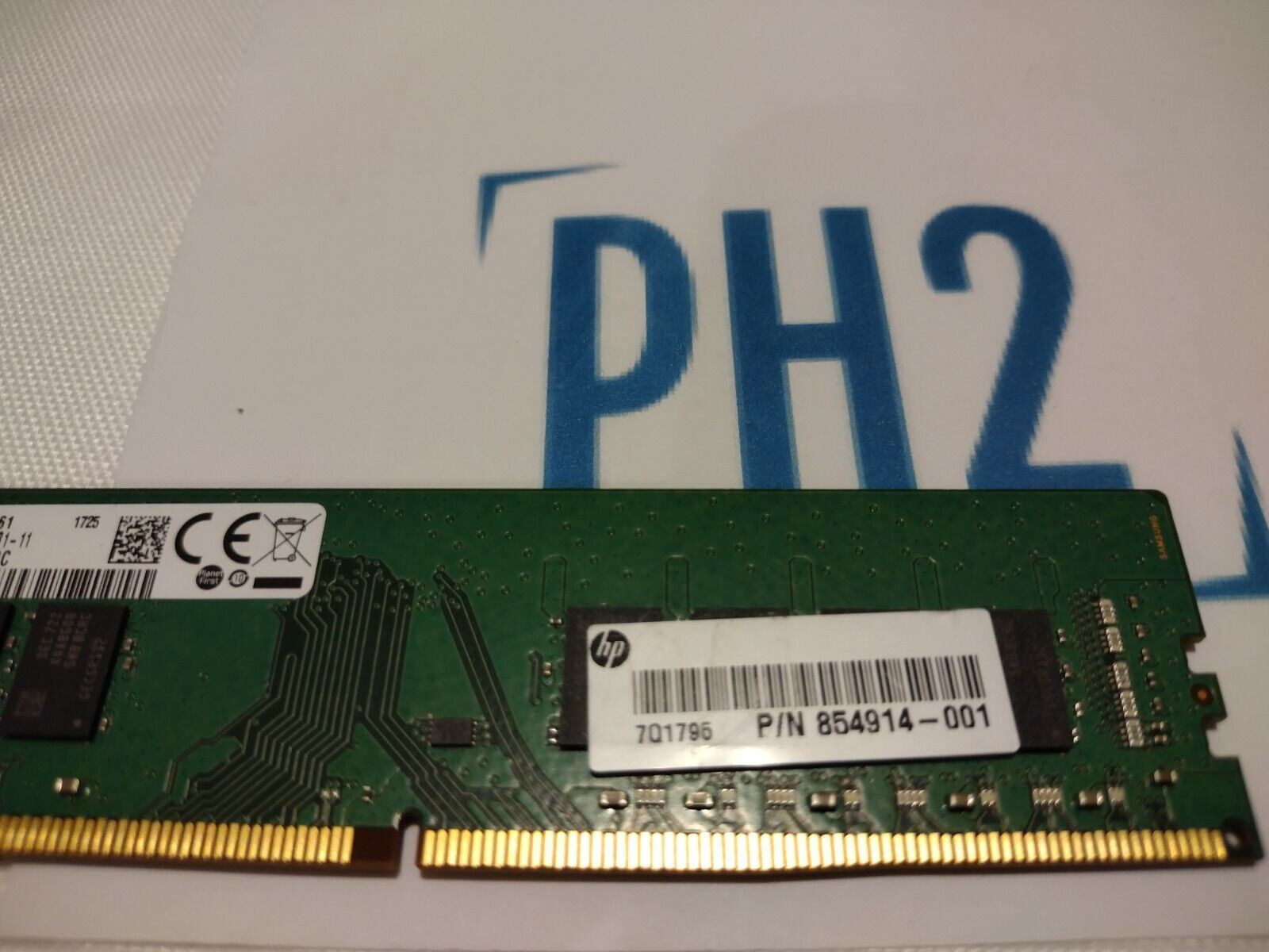 HPE Genuine 854914-001 M378A2K43BB1-CRC 16GB 2RX8 DDR4 2400MHz PC4-19200